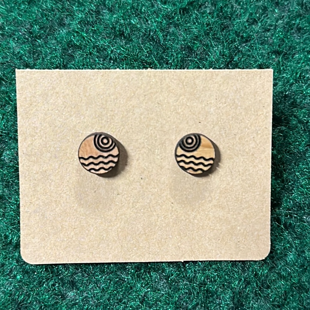 Simple boho wooden stud